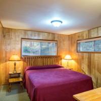 River Lodge - Bedroom 2