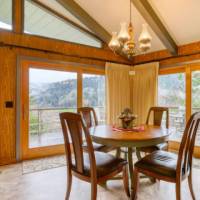 Viewcrest Retro Country Home - Orick