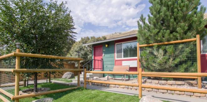 Yellowstone Gateway Inn