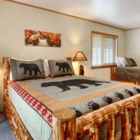 Apple Tree Bear House at Wawona