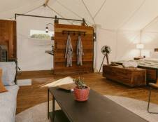 Suite Tent - 1 King & 1 Queen Sofa Sleeper