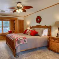 Apple Tree Bear House at Wawona