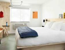 King Room or Double Queen Room