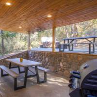 golden_trout_retreat_patio