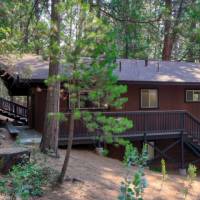 Hiltbrand Hangout, 18B