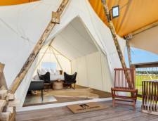 Safari Tent (Shared Bathhouse)