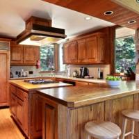 Little Ahwahnee Inn at Fish Camp