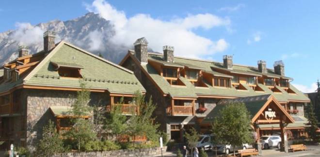 Fox Hotel & Suites