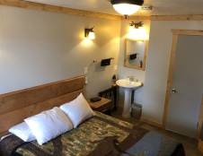 Motel Room 1 Queen (Room 104, Room 105, Room 106)