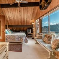 Whalesong House - Trinidad