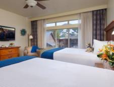 One Bedroom Suite Two Queens