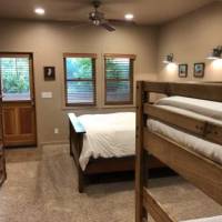 Three Bedroom Townhouse (Sleeps 9)