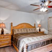 Climbers Retreat - bedroom