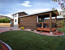 Tiny Homes - 2 Kings or 1 King & 2 Twins or 1 King & 1 Sofa Sleeper