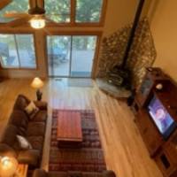 Black Pine Lodge at Fish Camp