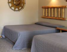 Two Queens with Patio