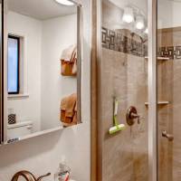 golden_trout_retreat_bathroom2
