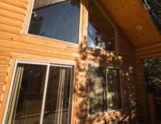 Two Bed One Bath Full Kitchen Log Cabin