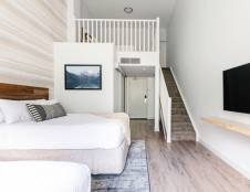 Mountain View - 3 Queens