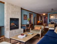 Fireplace Rooms - Summit One Bedroom Suite