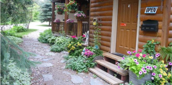 Glacier Cabins