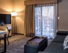 Larger Suite, 2 Queen, Sofa Bed