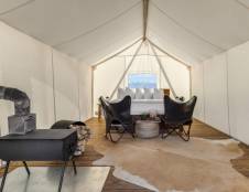 Safari Tent (Shared Bathhouse) - 1 King