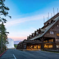 Old Faithful Inn