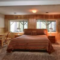 Yosemite Mountain Lodge, 99