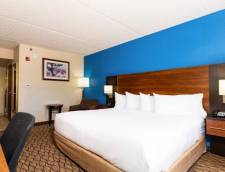 Standard 1 King or 2 Queens