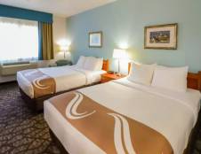 1 King or 2 Queens, Standard Rooms