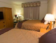 Village Lodge Two Queens or Two Doubles