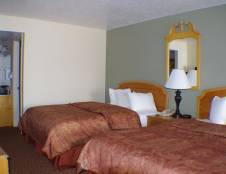 Motel Room - 3 Queens Main Floor