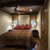 Rustic Retreat (2 Bedrooms Only), 1R