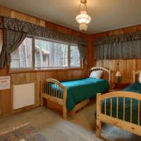 Yosemite Retreat in the Meadows, 19B