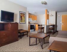 Family Suite 1 Bedroom - 2 Queens & 1 Sofa Sleeper