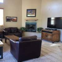 Three Bedroom Townhouse (Sleeps 9)