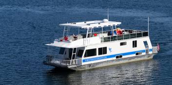 Select Your Trinity Lake Houseboat