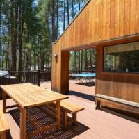 Bruin's Den at Wawona