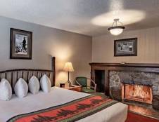 King Fireplace Rooms - 1 King