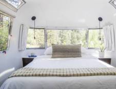 Premium Airstream Suite - 1 Queen & 1 Futon
