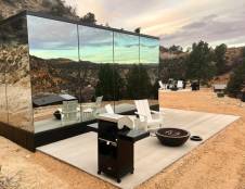 Mirror Houses - 1 King