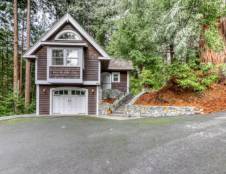 Serene Redwood Retreat - Arcata