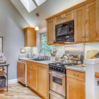 Serene Redwood Retreat - Arcata