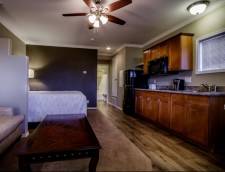 One Bedroom Skyline Villa W/ Kitchen - 2 Queens & 1 Sofa Sleeper