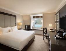 Fairmont Gold Junior Suite Lakeview