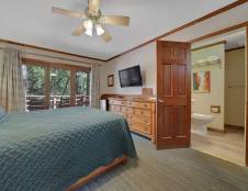 Queen Rooms Mountain View or Forest Creek View