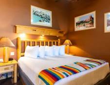 River King Suite - 1 King & 1 Sofa Sleeper