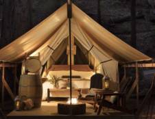 Glamour Tent with Shared Bath - 1 Queen & 1 Cot