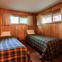 Yosemite Mountain Lodge, 99